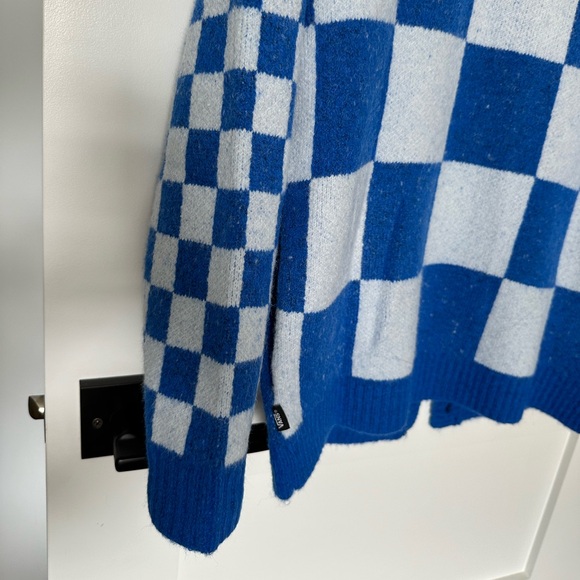 Brand New ! Vans Checkered Button Up Cardigan Sweater - Picture 5 of 9